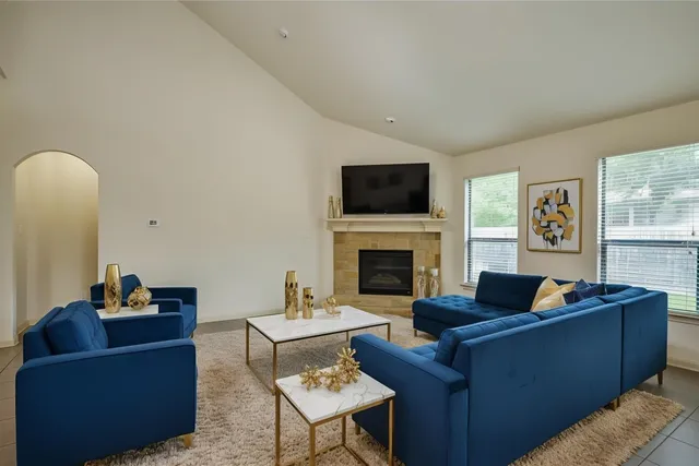 $2,975 | 11014 Sir Alex Drive, Tomball, TX 77375