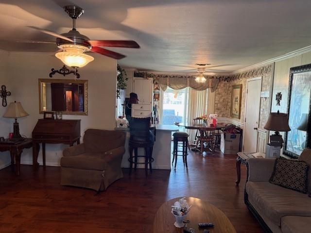 1525 Mansfield Road Reno, TX 75462 - Photo 13 of 34 a living room with furniture a dining table and a chandelier