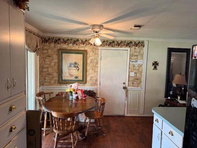 1525 Mansfield Road Reno, TX 75462 - Photo 9 of 34 a view of a dining room with furniture and wooden floor