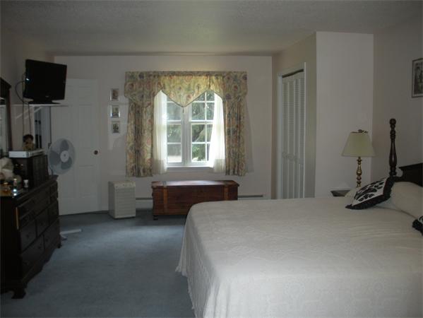89 Hillside Road Deerfield, MA 01373 - Photo 21 of 25 Gallery Image 21
