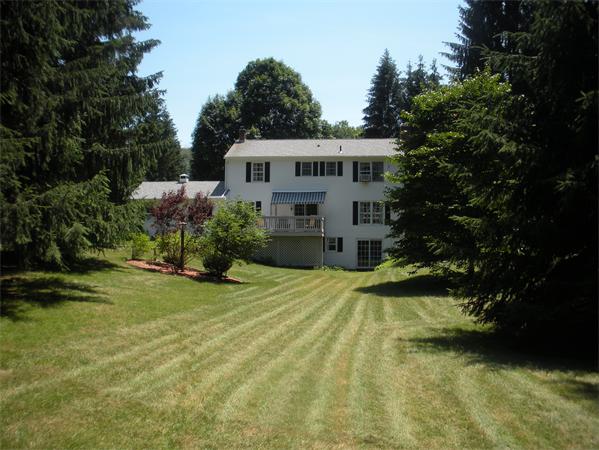 89 Hillside Road Deerfield, MA 01373 - Photo 8 of 25 Gallery Image 8