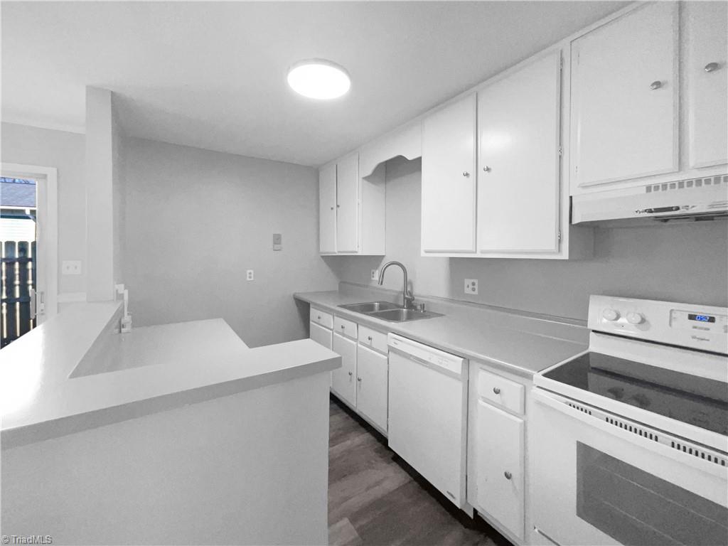 5723 Bramblegate Road, Unit K Greensboro, NC 27409 - Photo 10 of 18 Gallery Image 10