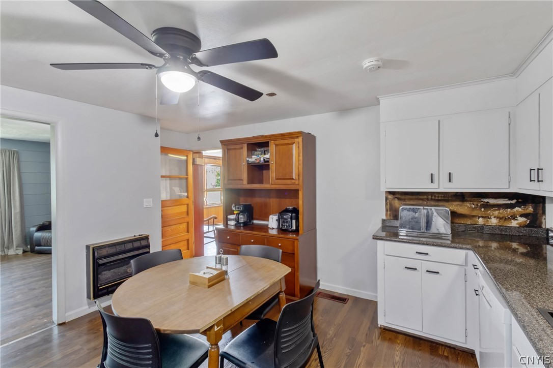 305 North 7th Street Fulton, NY 13069 - Photo 7 of 39