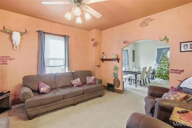 $271,000 | 203 East Mill Street, Waterloo, IL 62298