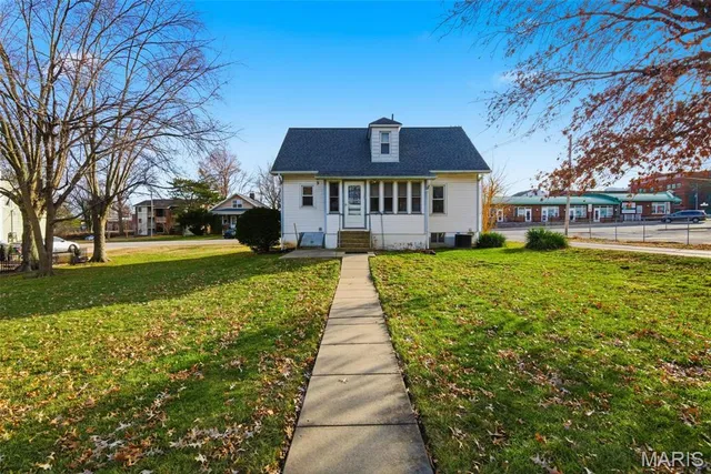 $271,000 | 203 East Mill Street, Waterloo, IL 62298