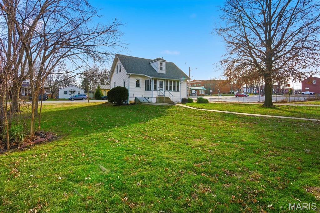 203 East Mill Street Waterloo, IL 62298 - Photo 10 of 45