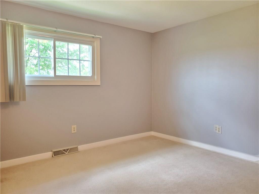 117 Grindel Road Prospect, PA 16052 - Photo 13 of 22