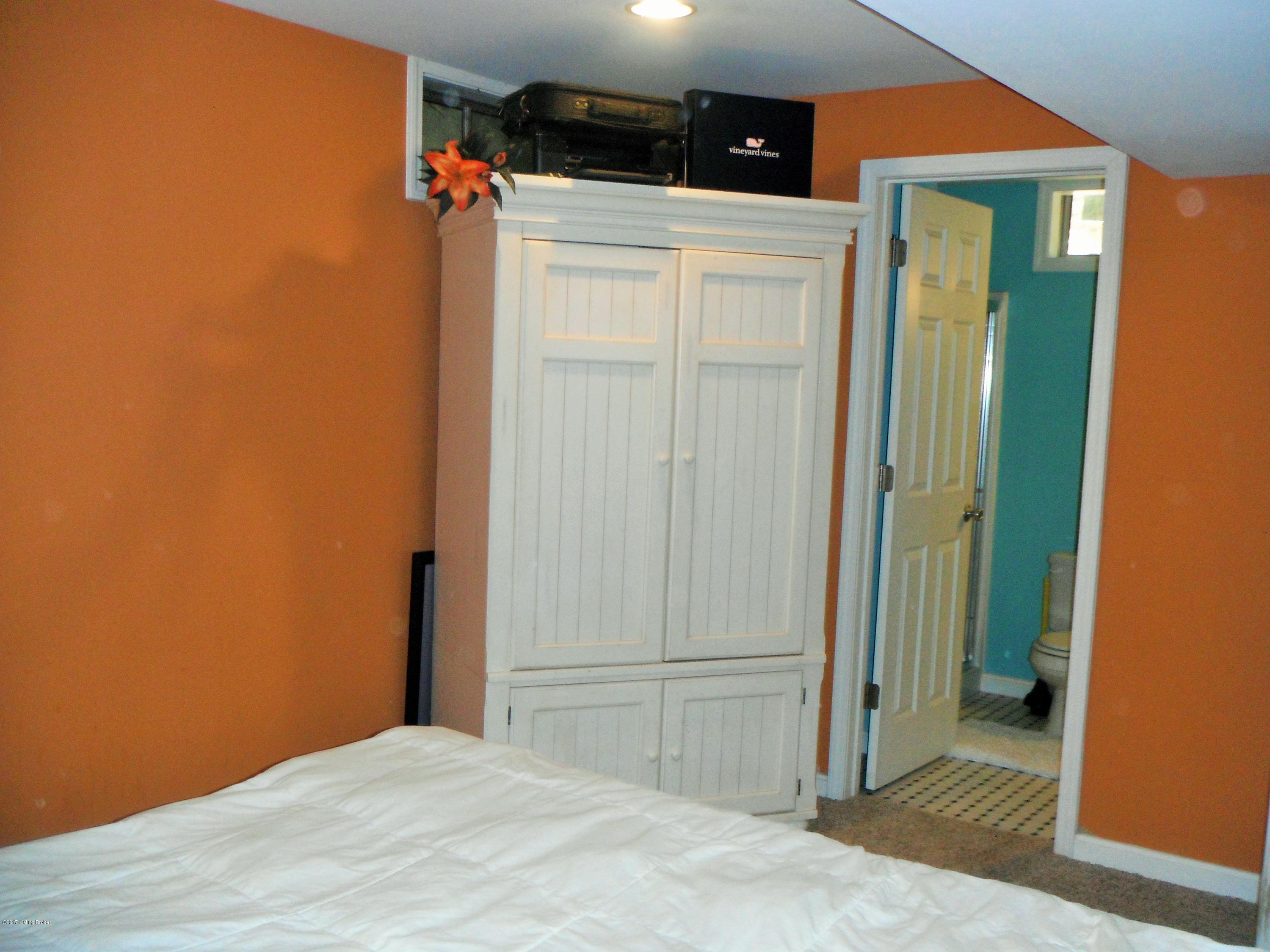 1303 Autumn Ridge Road Louisville, KY 40242 - Photo 32 of 33 DSCF0957
