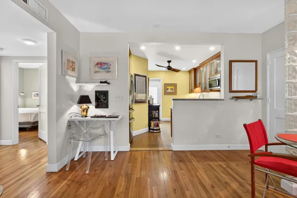 $1,260,000 | 381 South Lake Drive, Unit 16, Palm Beach, FL 33480