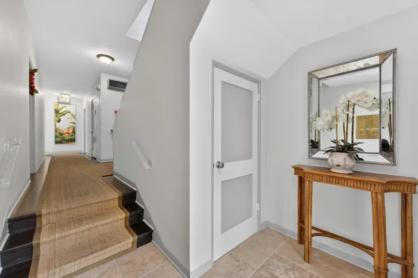 $1,260,000 | 381 South Lake Drive, Unit 16, Palm Beach, FL 33480