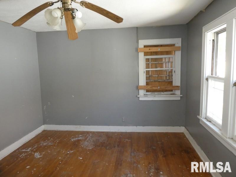 898 West North Street Decatur, IL 62522 - Photo 20 of 27