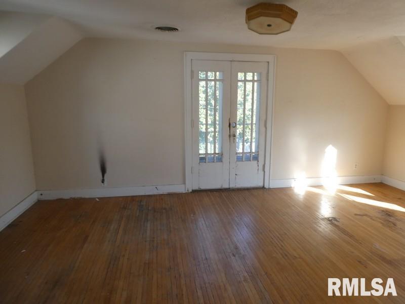 898 West North Street Decatur, IL 62522 - Photo 25 of 27