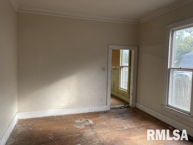 898 West North Street Decatur, IL 62522 - Photo 6 of 27