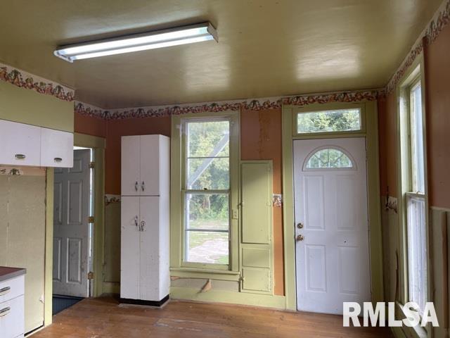 898 West North Street Decatur, IL 62522 - Photo 7 of 27