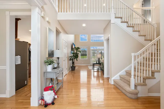 $675,000 | 1 Open Parkway North, Hawthorn Woods, IL 60047