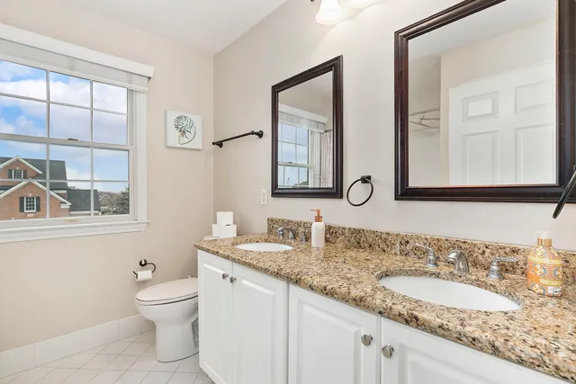 $675,000 | 1 Open Parkway North, Hawthorn Woods, IL 60047