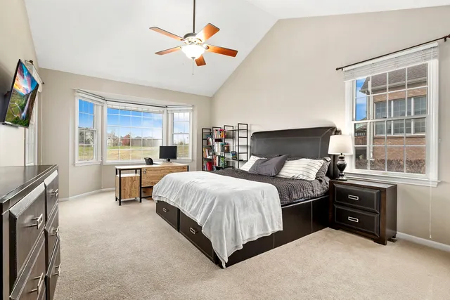 $675,000 | 1 Open Parkway North, Hawthorn Woods, IL 60047