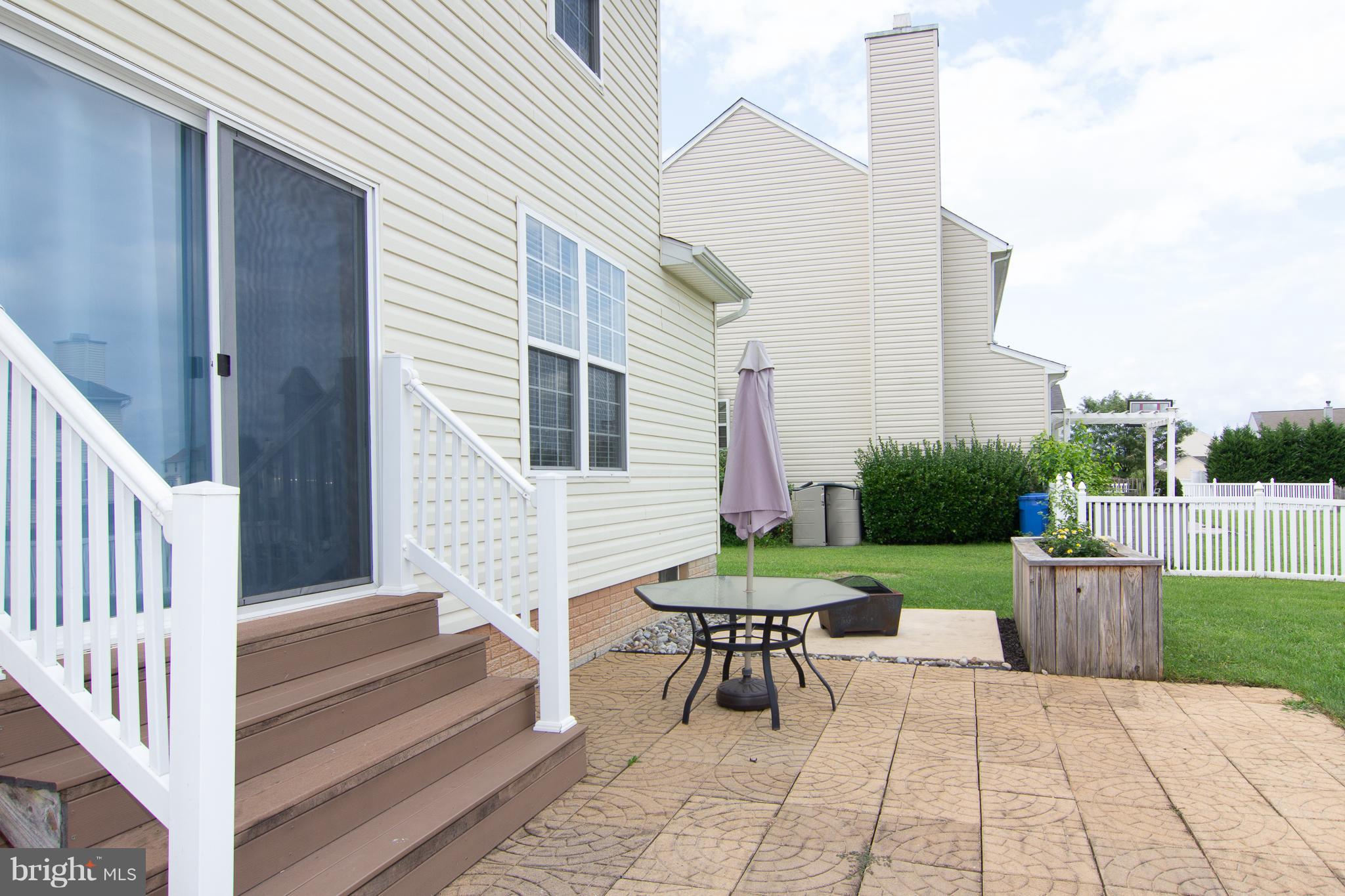 233 Colbert Street Taneytown, MD 21787 - Photo 29 of 30 Exterior (Rear)