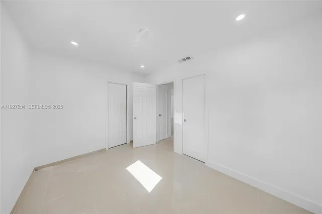 $3,500 | 2318 Scott Street, Hollywood, FL 33020