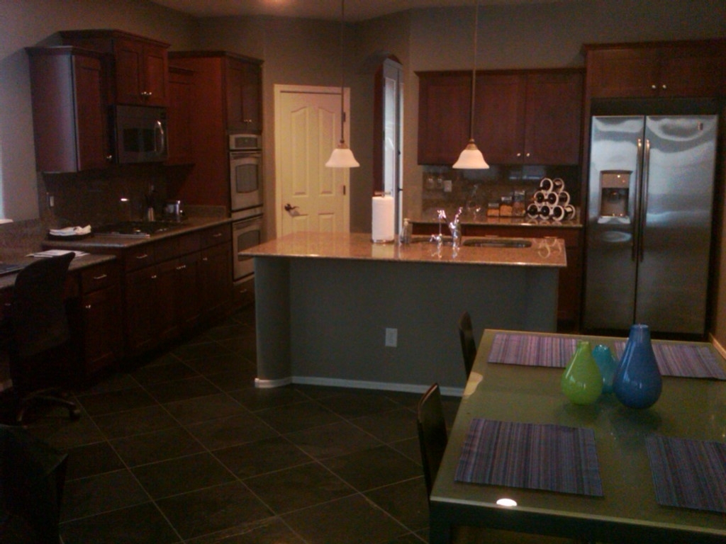 18617 Verdin Road Goodyear, AZ 85338 - Photo 6 of 13 Kitchen
