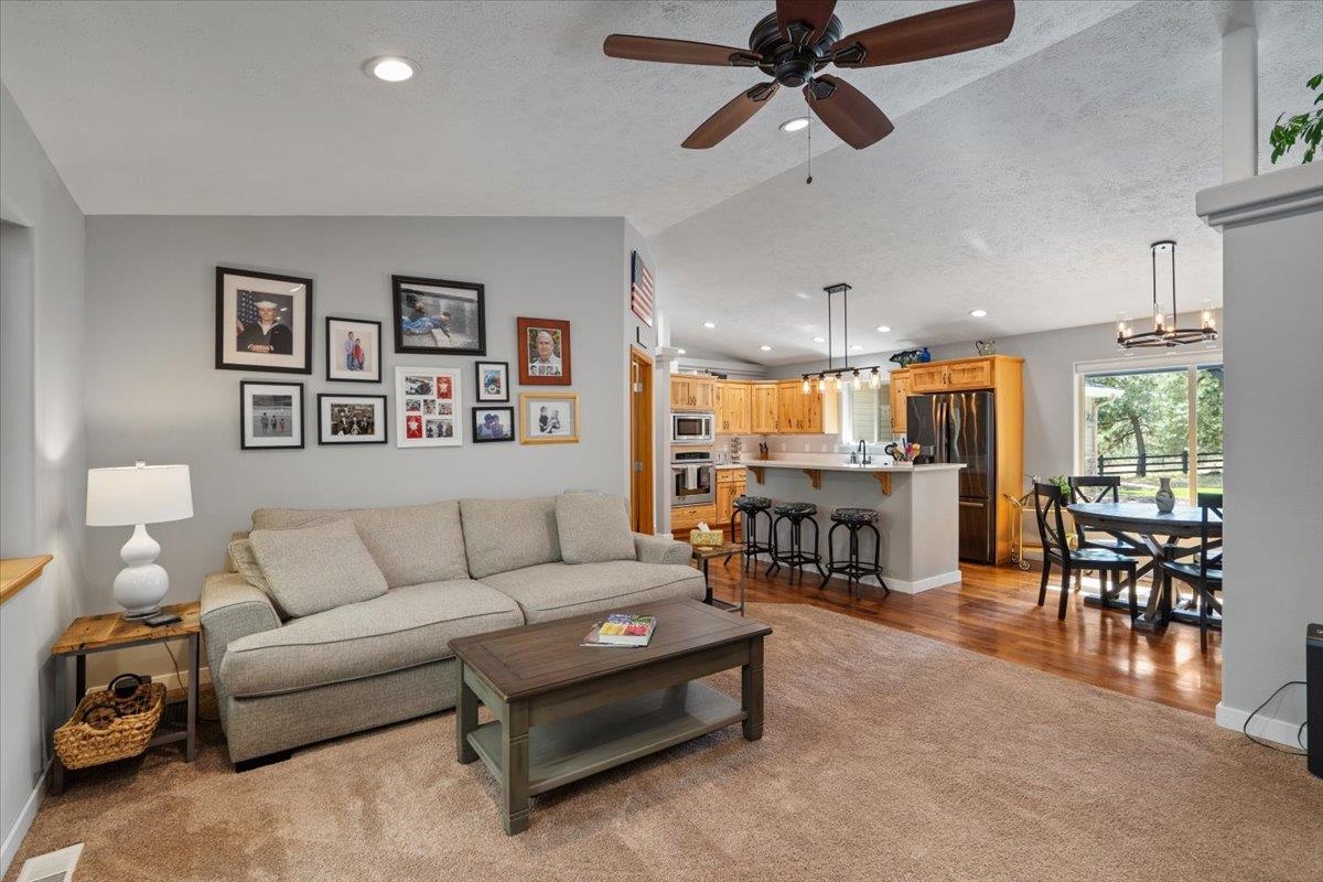 6910 North Harvard Road Newman Lake, WA 99025 - Photo 11 of 46