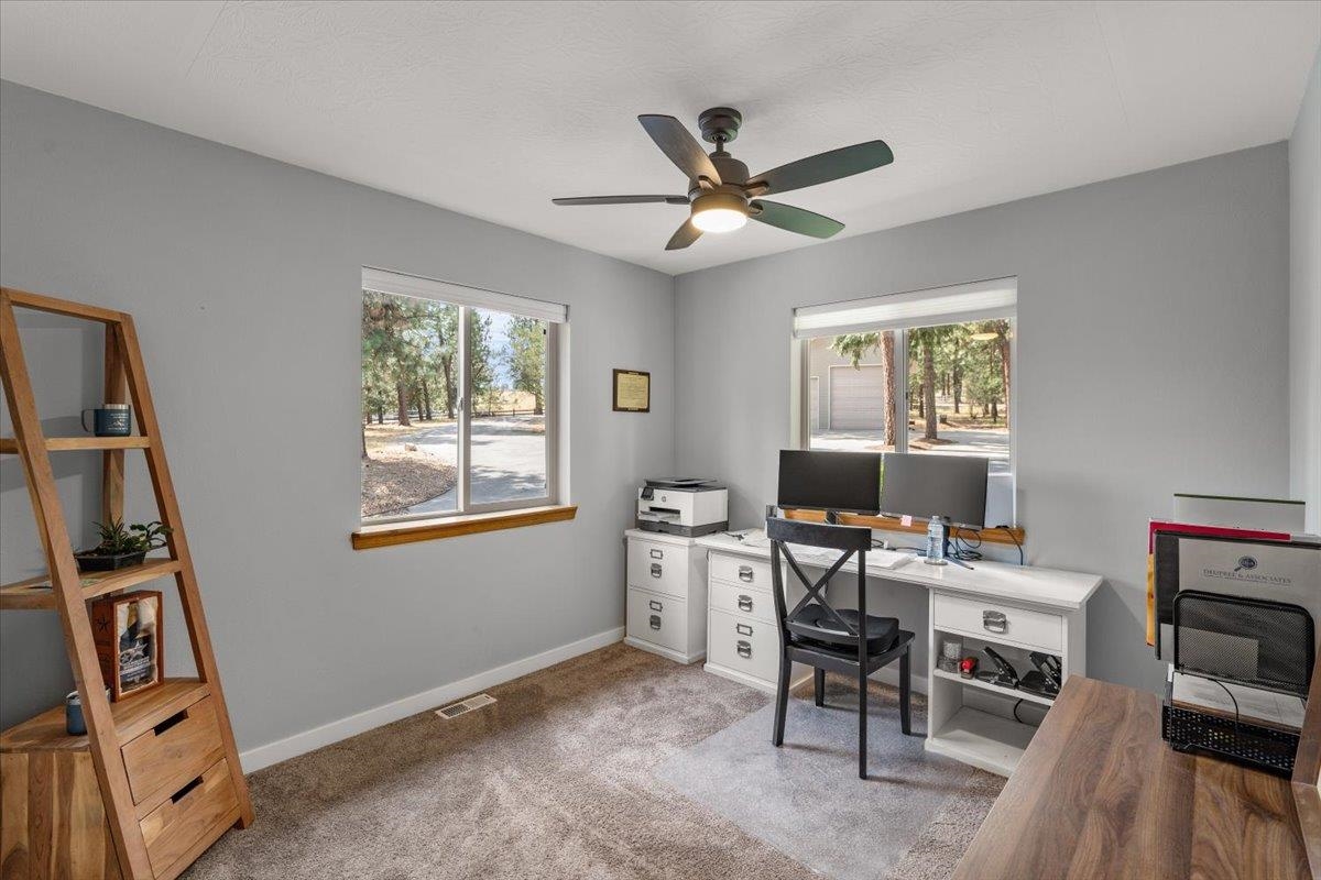 6910 North Harvard Road Newman Lake, WA 99025 - Photo 18 of 46