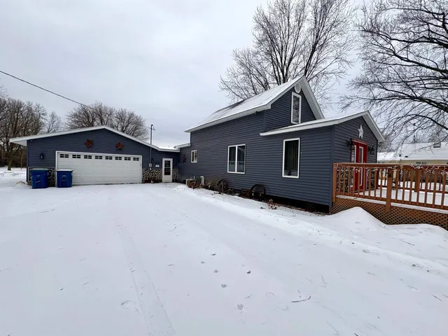$200,000 | W7643 Poplar Road, Shawano, WI 54166