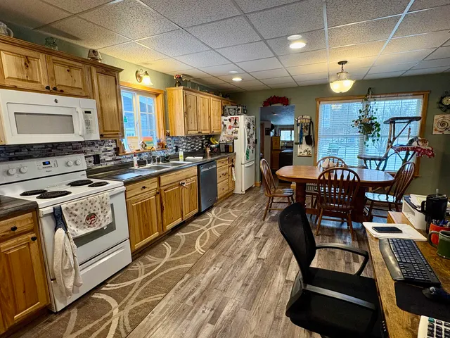 $200,000 | W7643 Poplar Road, Shawano, WI 54166