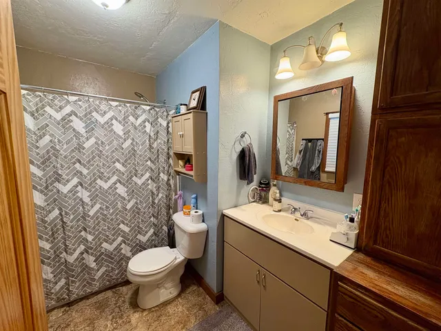 $200,000 | W7643 Poplar Road, Shawano, WI 54166