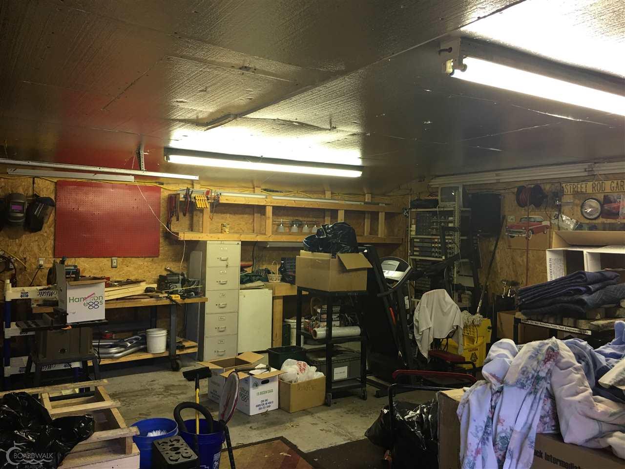 6301 Donaldson Road Troy, MI 48085 - Photo 40 of 50 Mechanics Garage