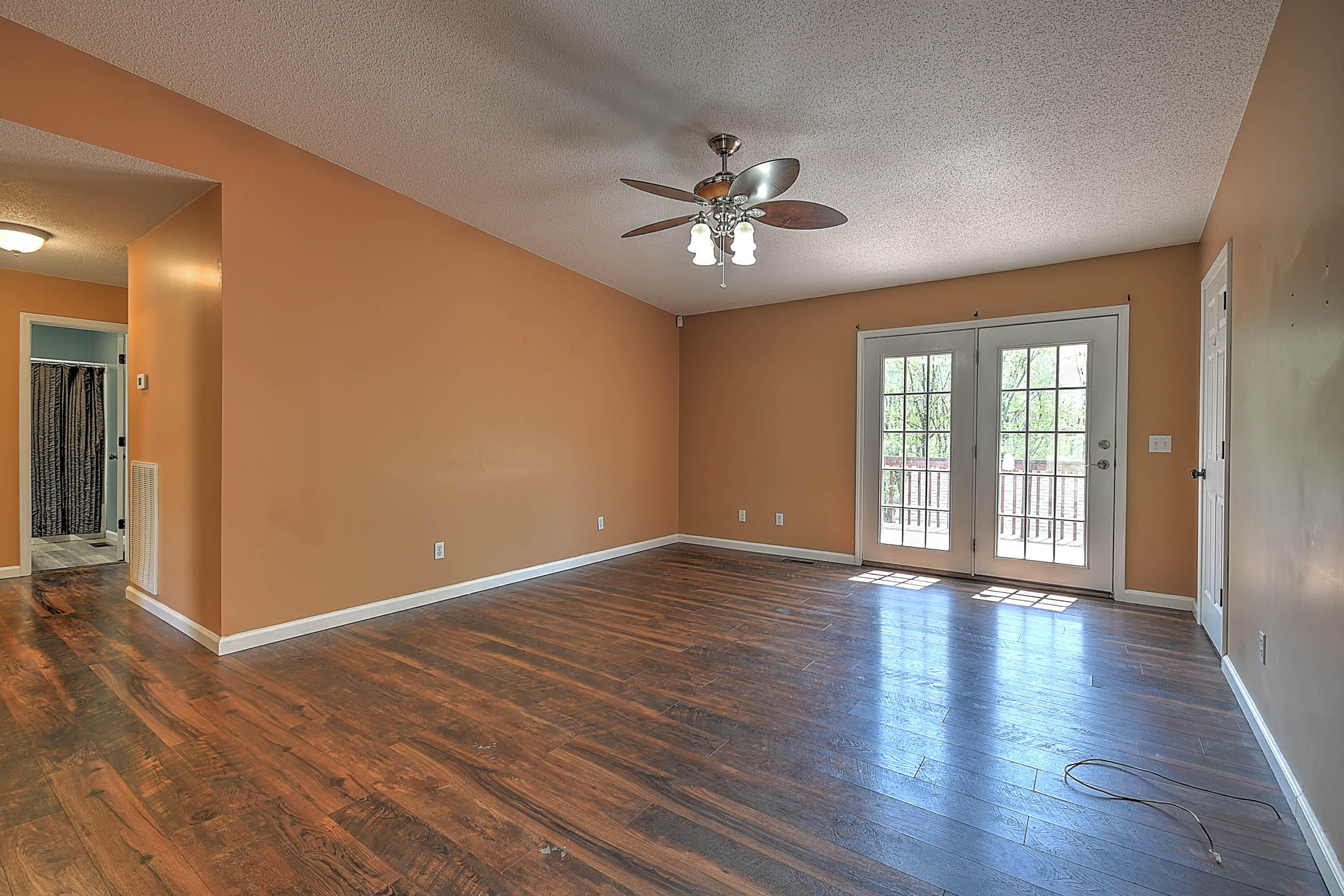 1003 Barber Road Bristol, TN 37620 - Photo 3 of 37 GLovier-4