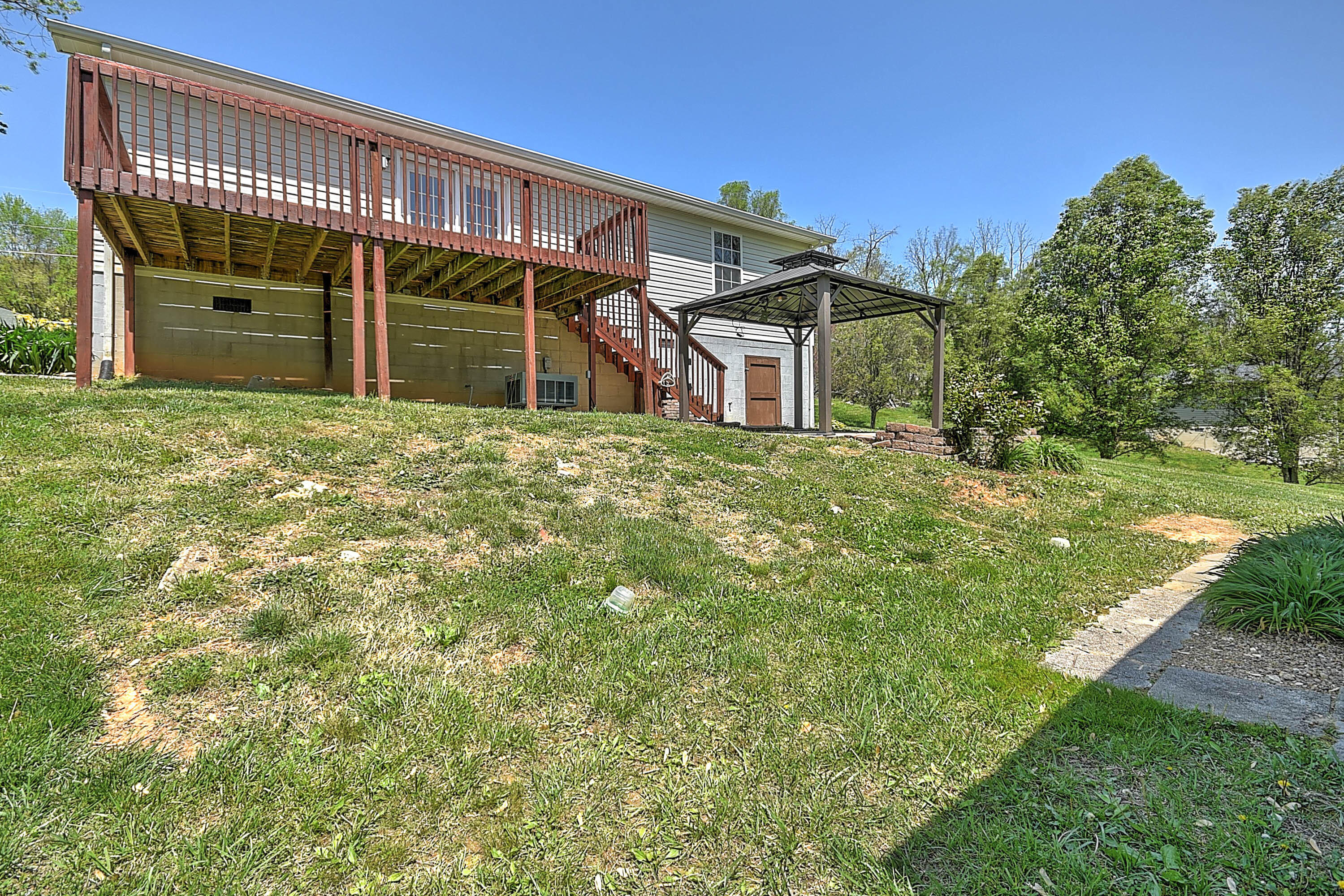 1003 Barber Road Bristol, TN 37620 - Photo 35 of 37 GLovier-36