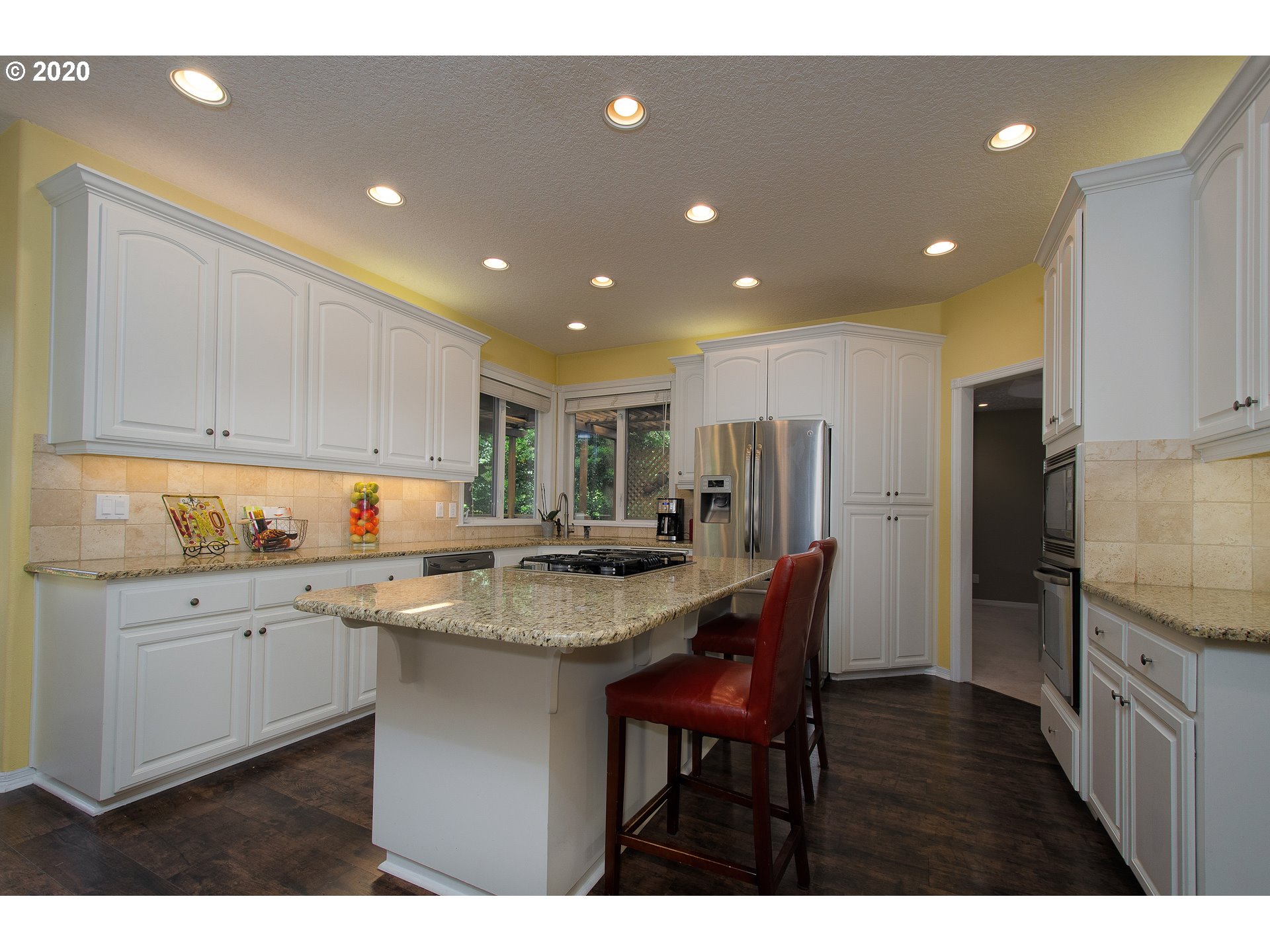 28547 Southwest Cascade Loop Wilsonville, OR 97070 - Photo 15 of 32 Gallery Image 15
