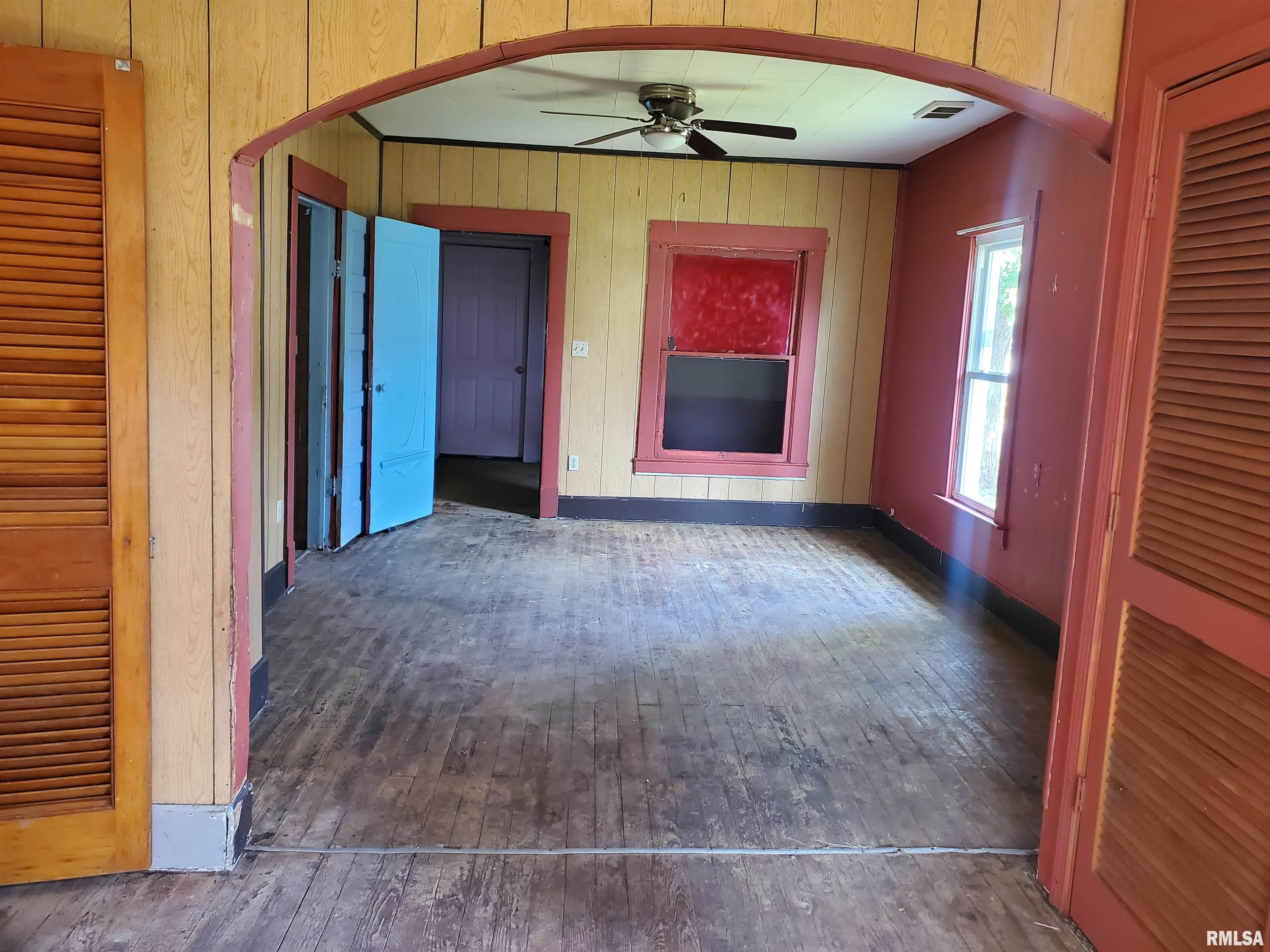 408 South State Street Christopher, IL 62822 - Photo 11 of 21