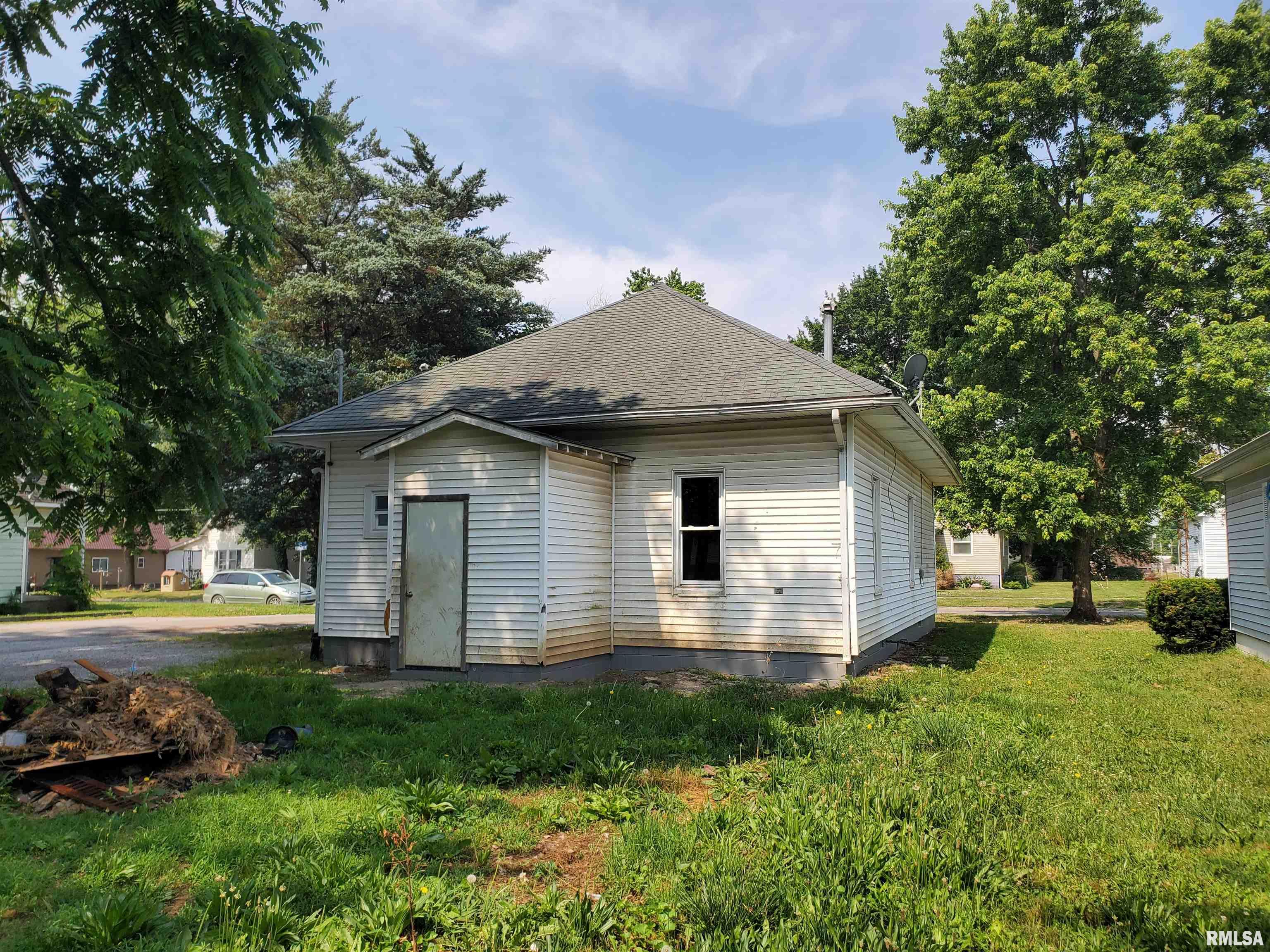 408 South State Street Christopher, IL 62822 - Photo 5 of 21