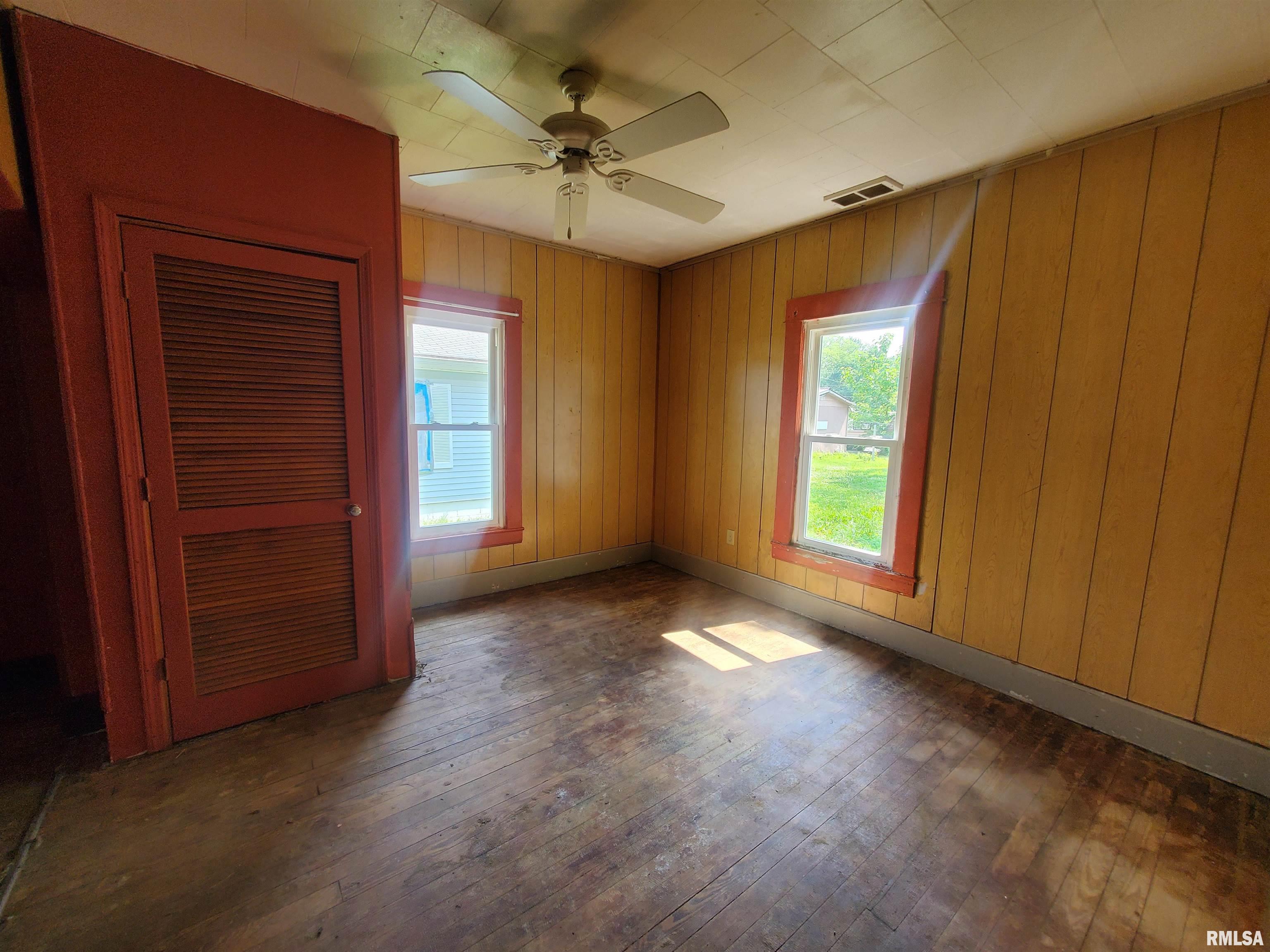 408 South State Street Christopher, IL 62822 - Photo 10 of 21