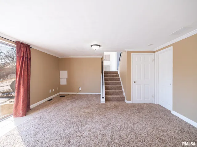 $279,900 | 13462 North Lakewood Drive, Dunlap, IL 61525