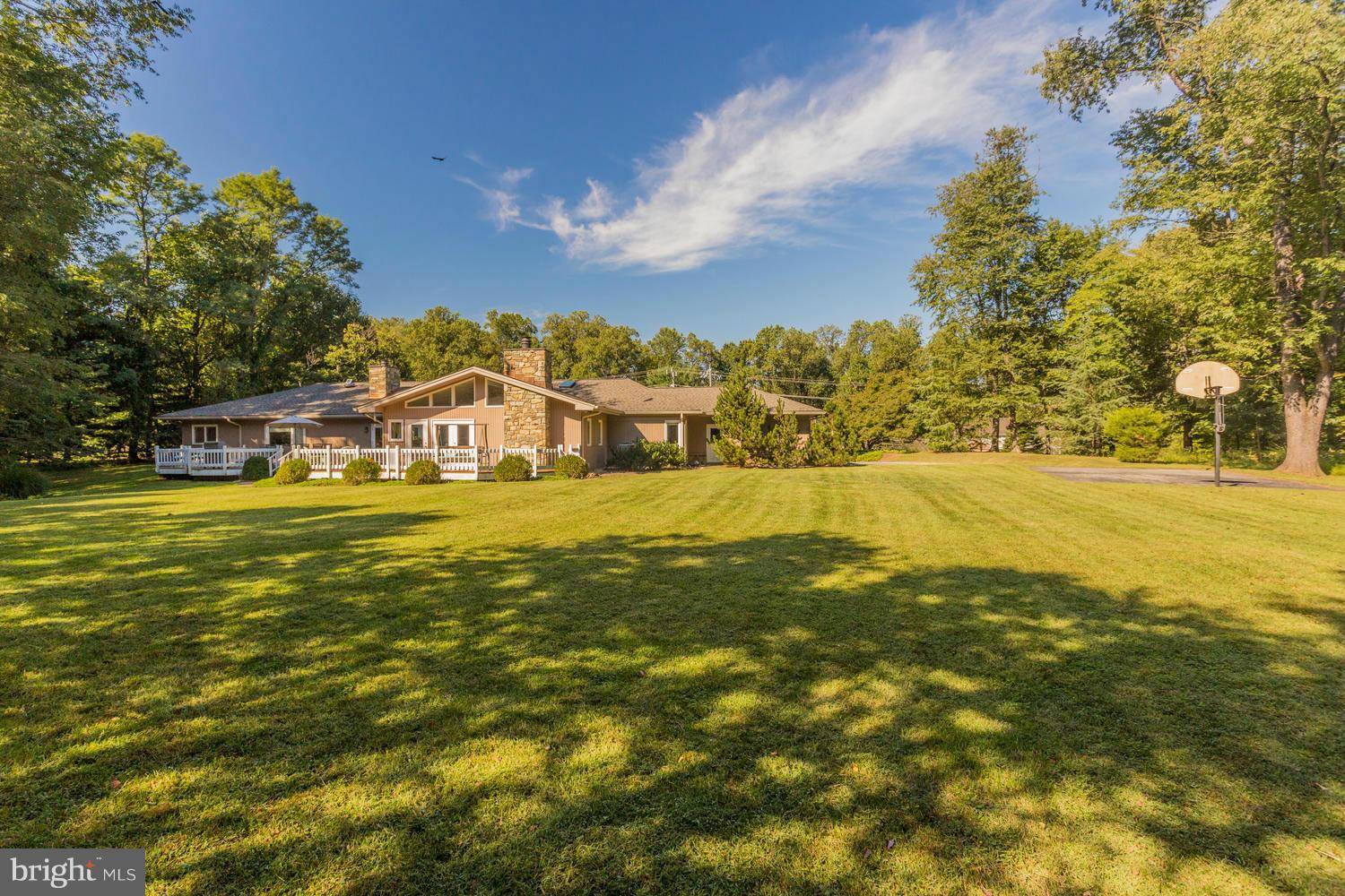 7801 Brickyard Road Potomac, MD 20854 - Photo 22 of 25 Exterior (Rear)