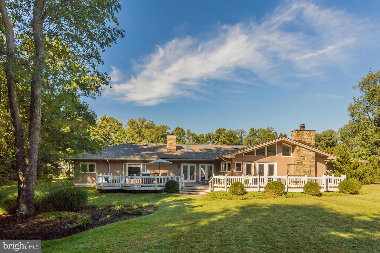 7801 Brickyard Road Potomac, MD 20854 - Photo 23 of 25 Exterior (Rear)