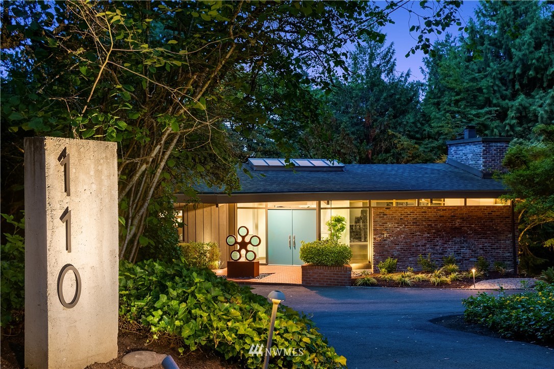 110 Northside Road Bellevue, WA 98004 - Photo 2 of 37 a view of yard with patio
