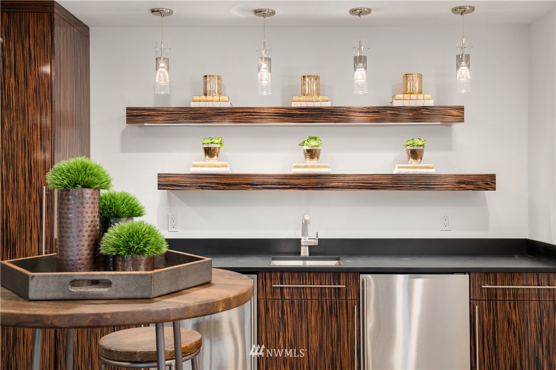 110 Northside Road Bellevue, WA 98004 - Photo 25 of 37