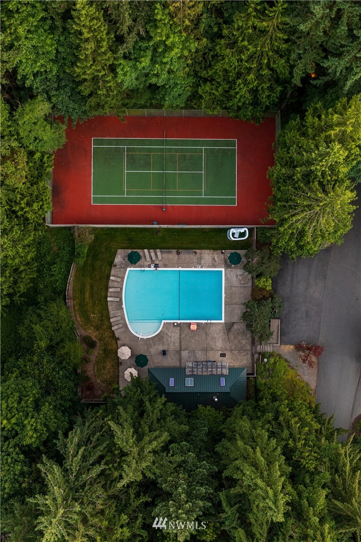 110 Northside Road Bellevue, WA 98004 - Photo 35 of 37 an aerial view of a house with a yard