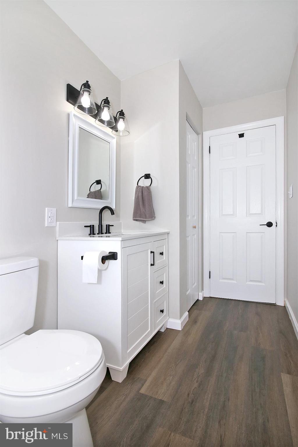 227 Myrtle Road Harrisburg, PA 17112 - Photo 13 of 34 Gallery Image 13