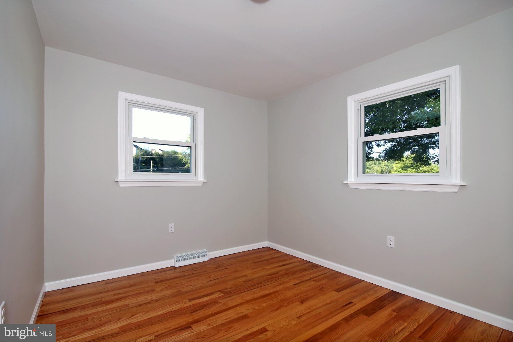 227 Myrtle Road Harrisburg, PA 17112 - Photo 26 of 34 Gallery Image 26