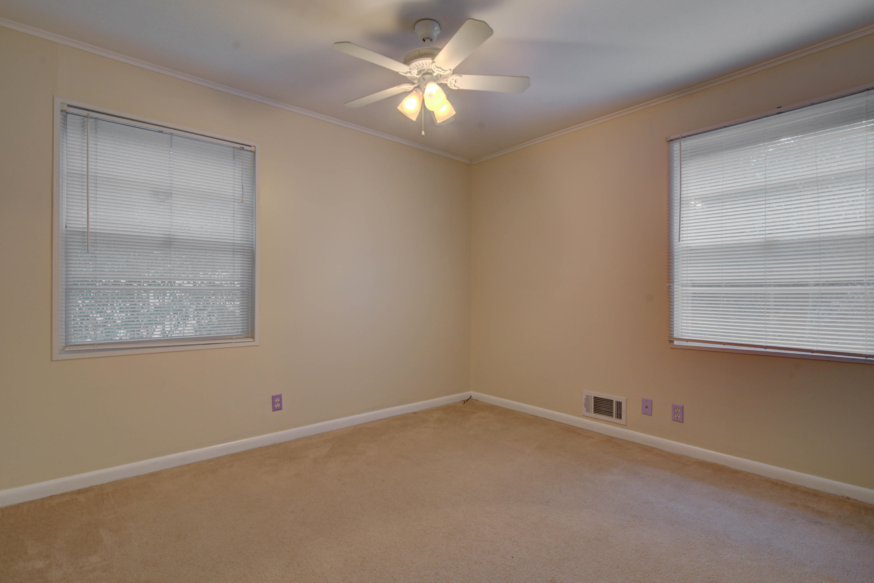 229 Alhambra Road Oak Ridge, TN 37830 - Photo 11 of 22 11