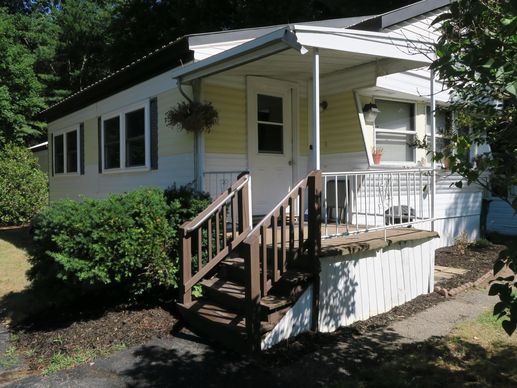 4 Checkerberry Court Rochester, NH 03867 - Photo 3 of 24