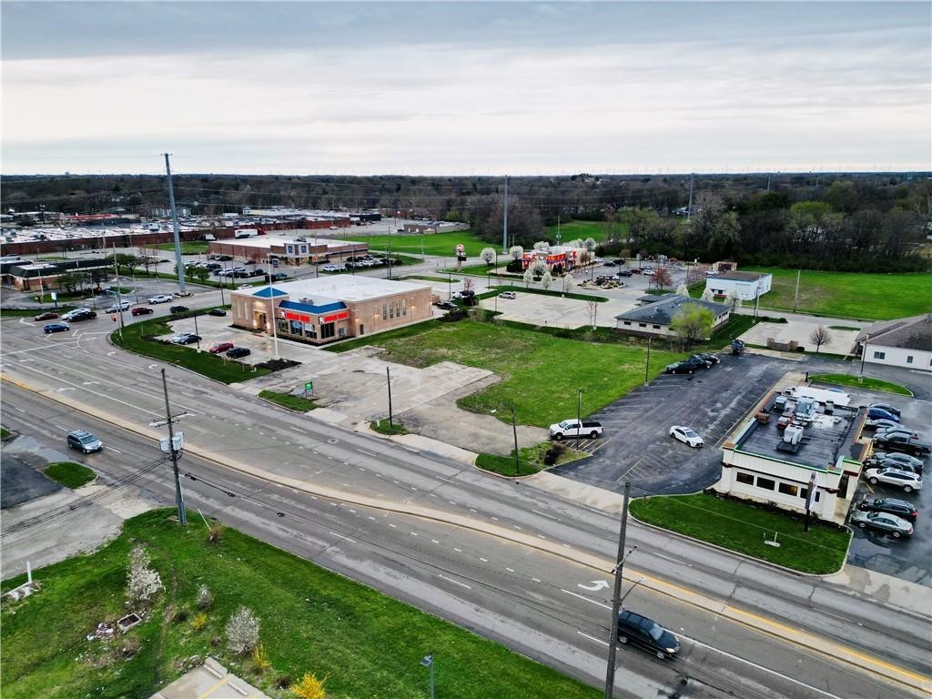 640 East Pershing Road Decatur, IL 62526 - Photo 4 of 8