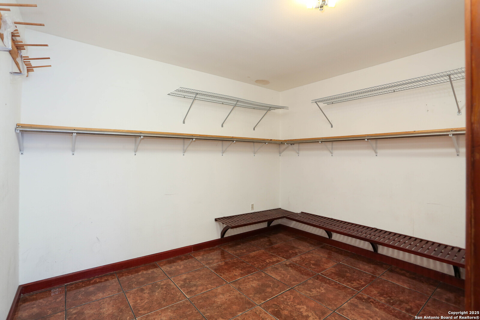 10705 Highway 16 Poteet, TX 78065 - Photo 15 of 31