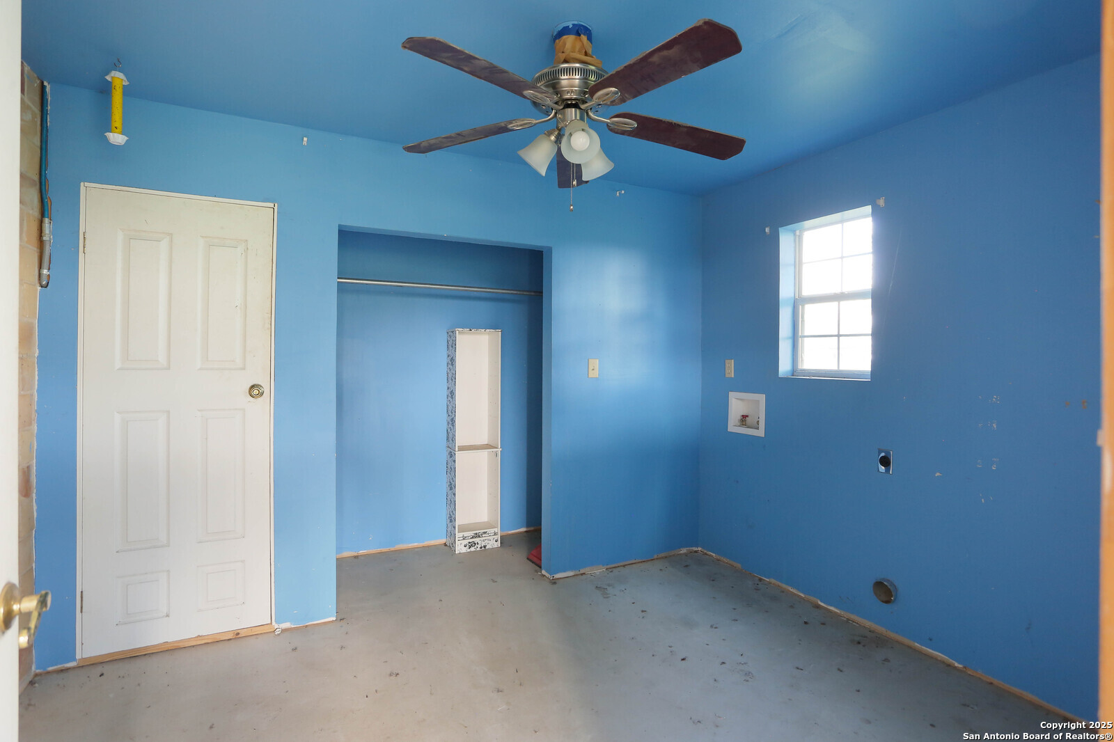 10705 Highway 16 Poteet, TX 78065 - Photo 24 of 31