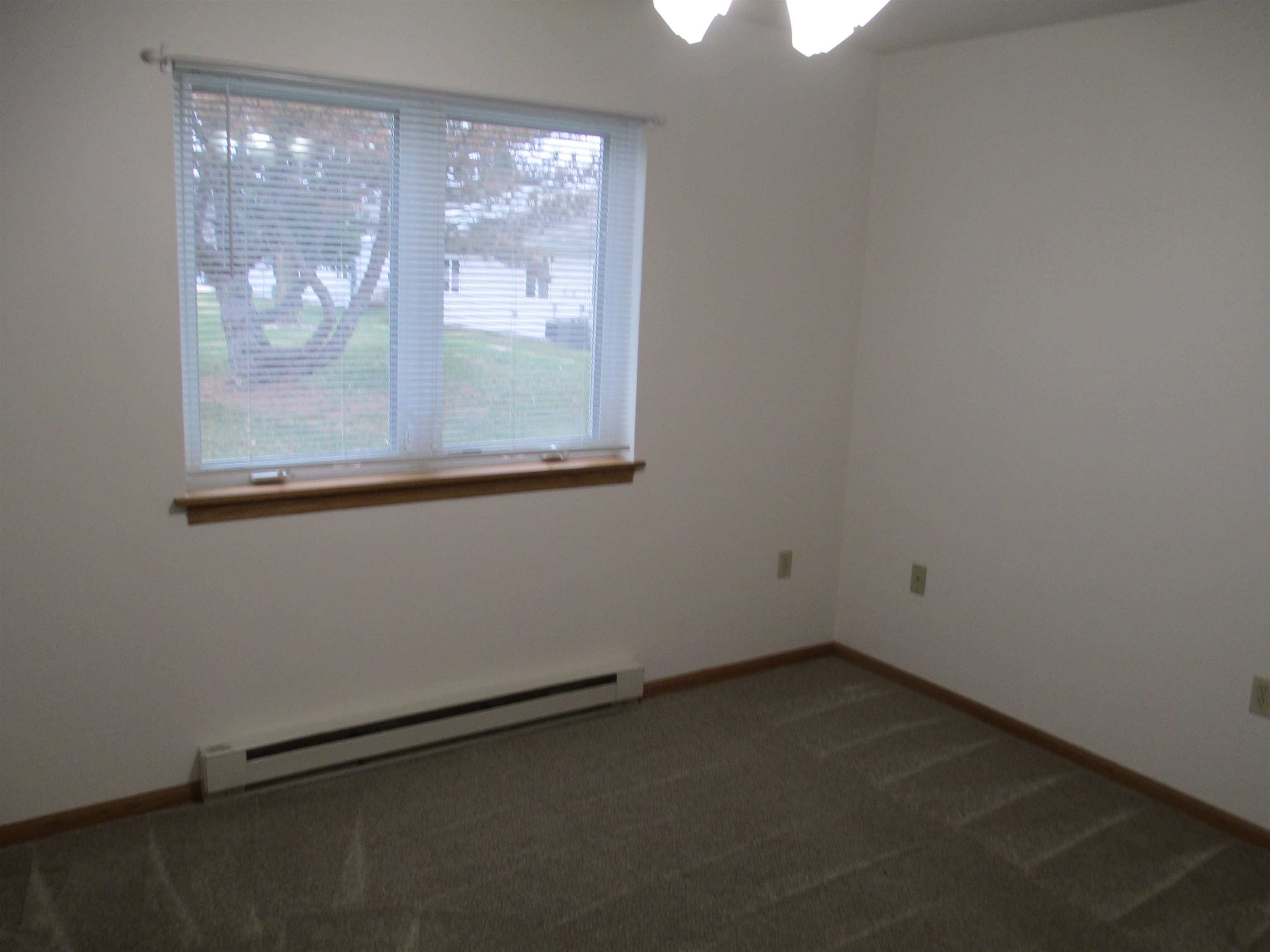 1407 15th Street, Unit 35 Baraboo, WI 53913 - Photo 5 of 11